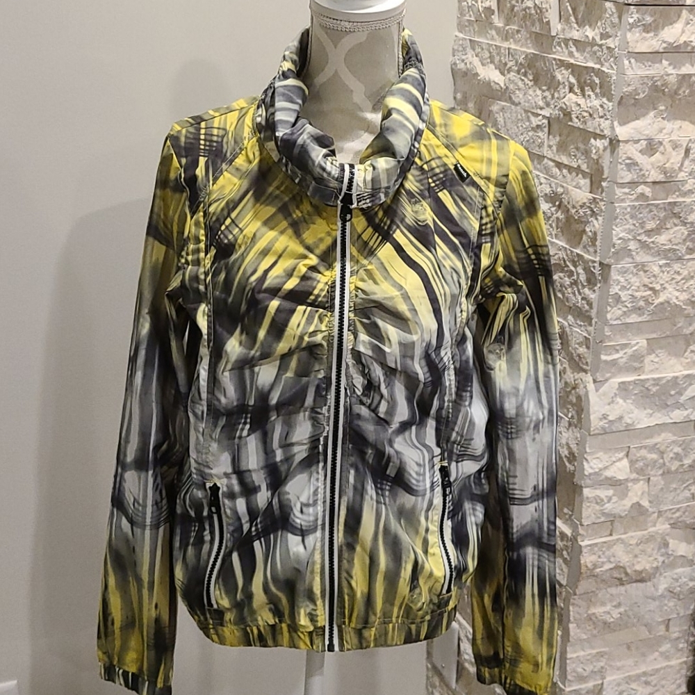 Bench lightweight windbreaker jacket like new